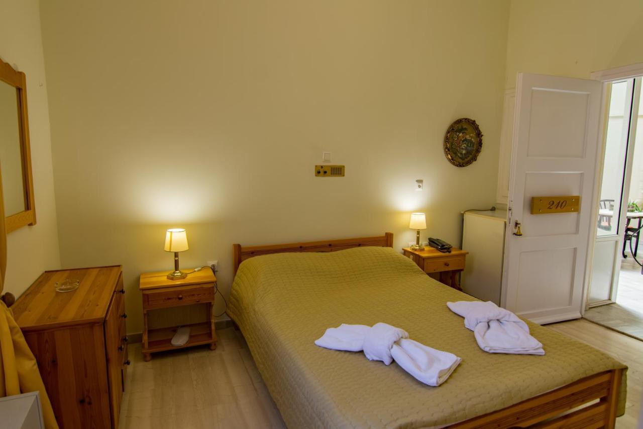Hotel Halaris Ermoupoli Dış mekan fotoğraf