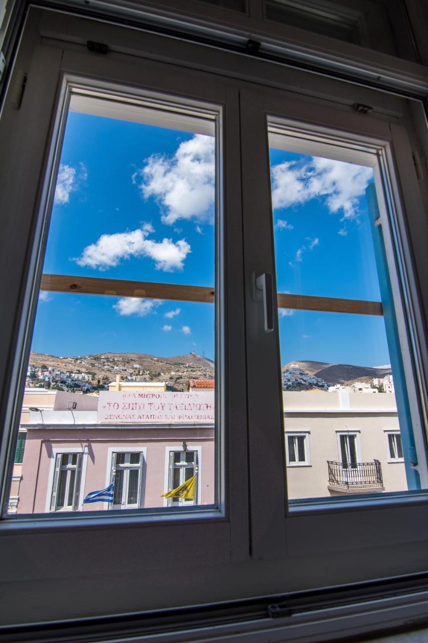 Hotel Halaris Ermoupoli Dış mekan fotoğraf